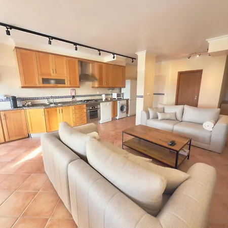 Apartment Casa De Sousa-refugio De Surf Entre Peniche E Ericeira A dos Cunhados