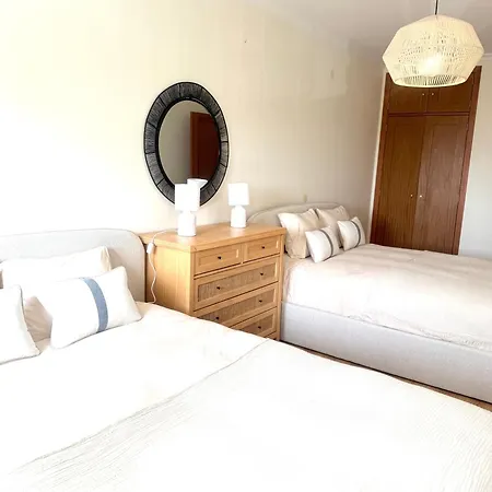 Casa De Sousa-refugio De Surf Entre Peniche E Ericeira A dos Cunhados