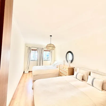 Casa De Sousa-refúgio De Surf Entre Peniche E Ericeira *